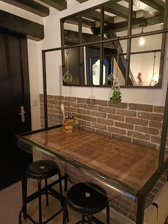 Le Coeur Du Centre Historique Refait A Neuf Apartment Honfleur Exterior foto